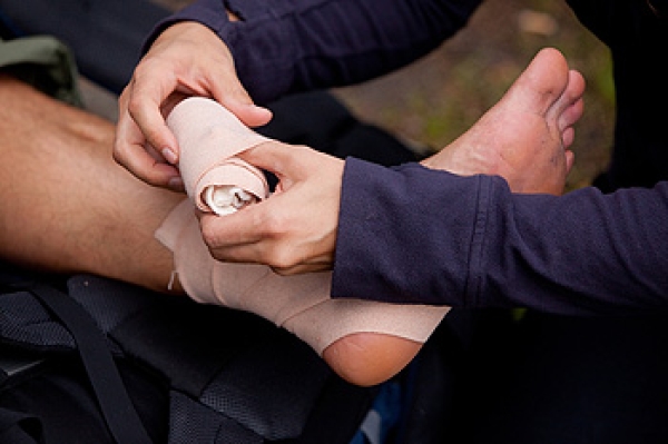 What is a Midfoot Sprain & How to Address This Foot Injury